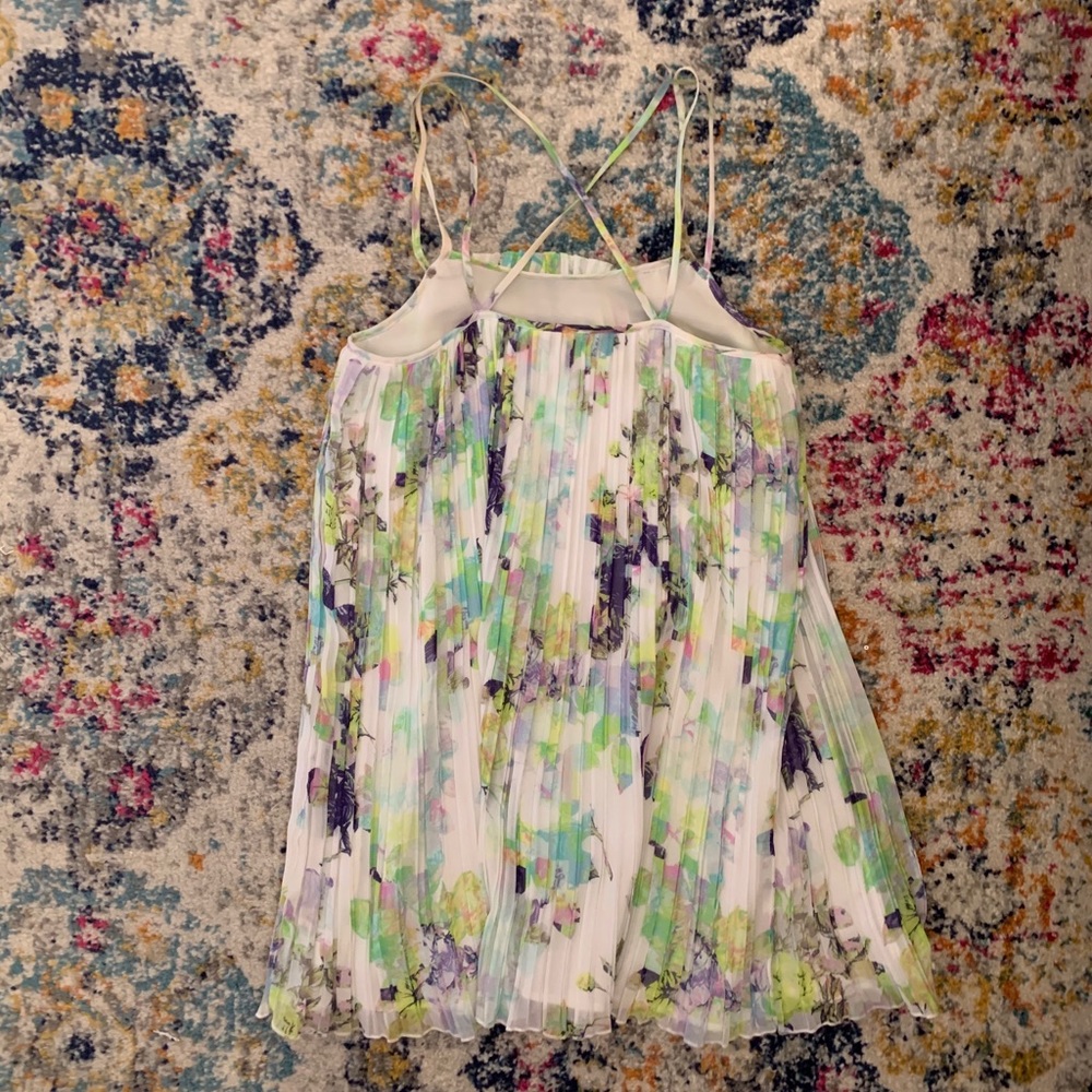 BCBG Floral Pleated Dress! - Picture 7 of 8